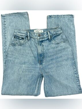 Abercrombie & Fitch Light Blue Vintage-Inspired Jeans size 26x29